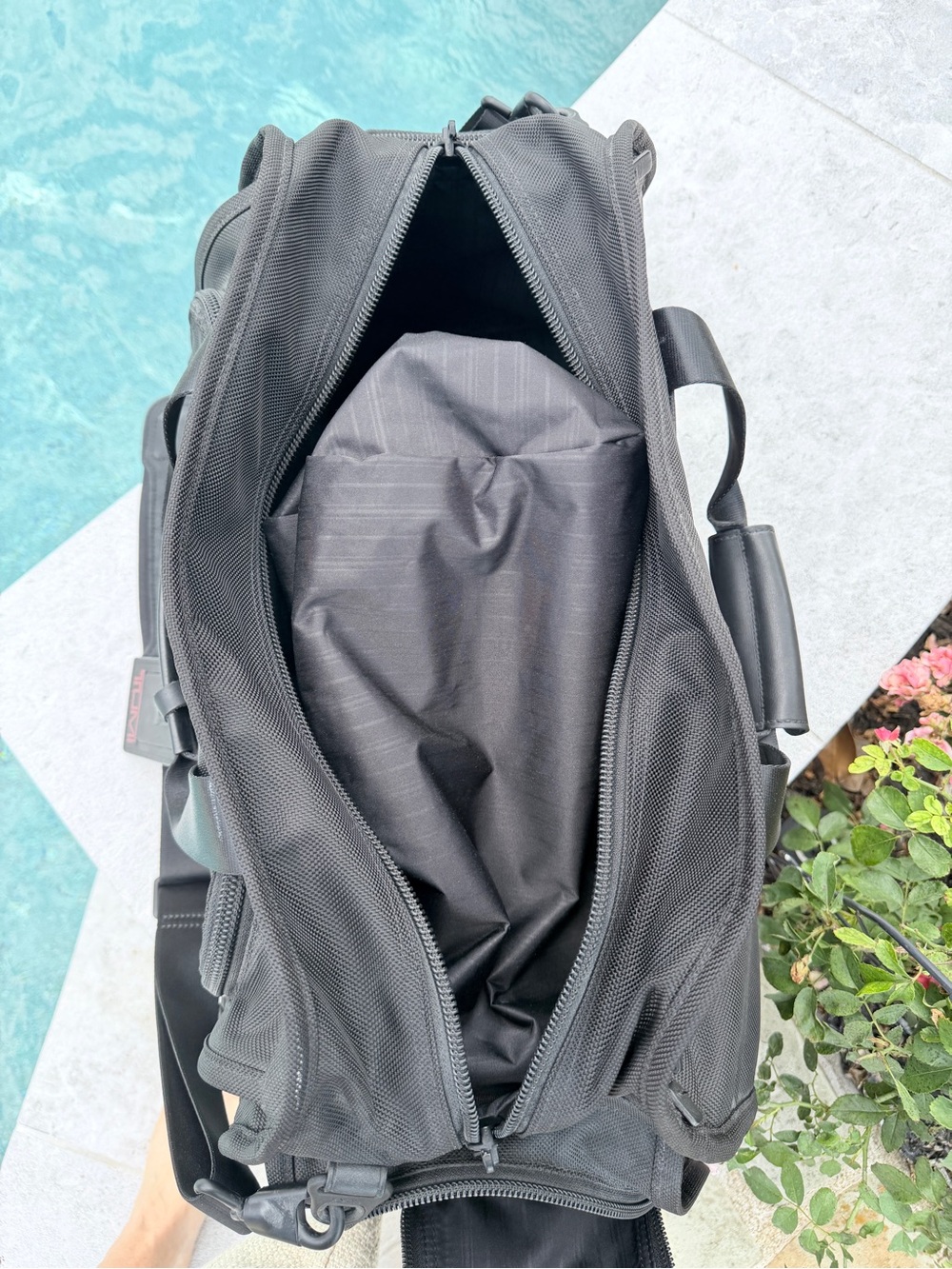 Tumi Alpha Sport Duffle (never used) - Picture 9 of 14